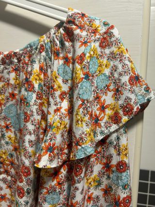 Blusa Maggie sweet talla M flores