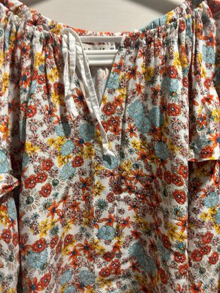 Blusa Maggie sweet talla M flores