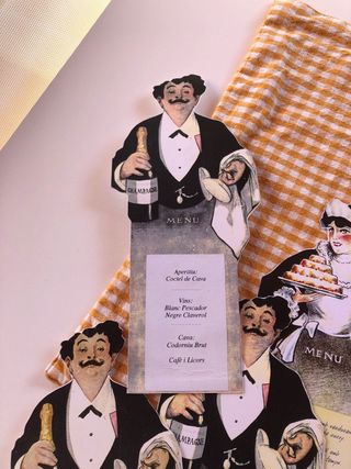 Camareros carton 12 unidades. 