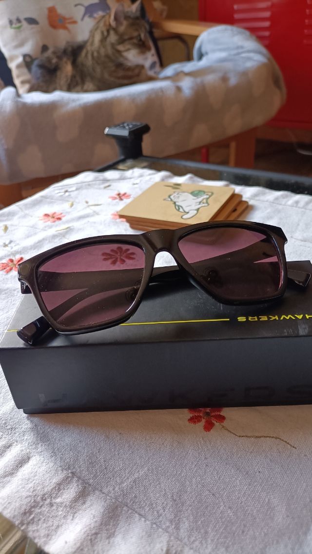 Occhiali da sole. Usati 2 volte.