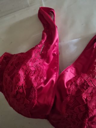 Reggiseno rosso