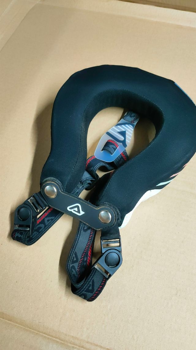 Collarín acerbis niño