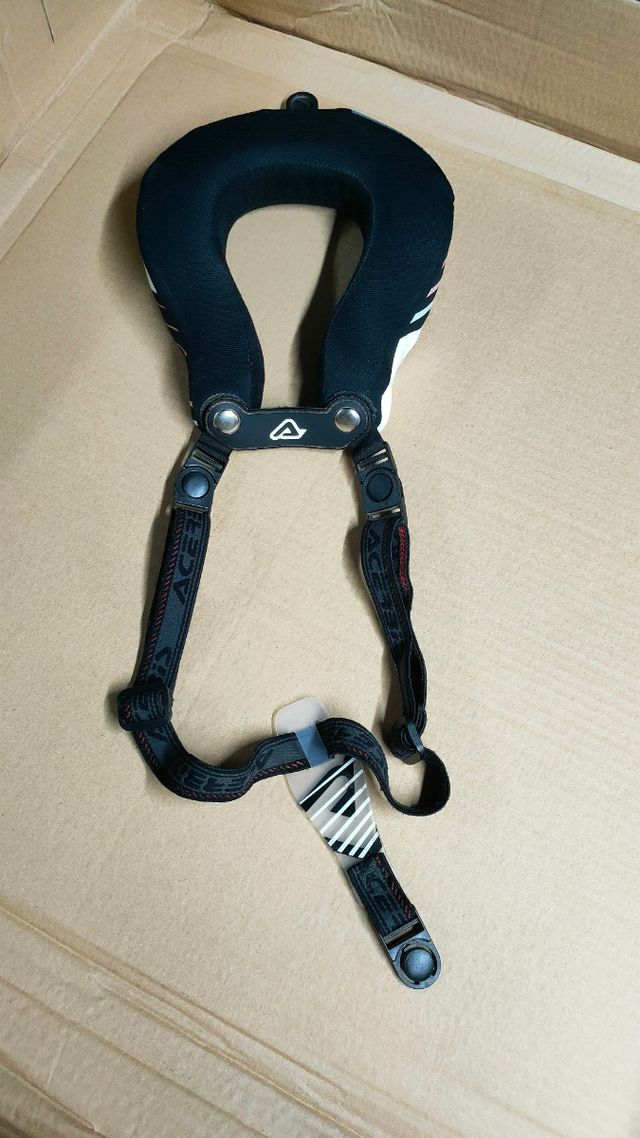 Collarín acerbis niño