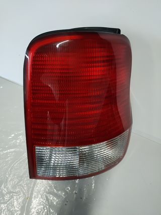 ✅PILOTO TRASERO DERECHO KIA CARNIVAL '03