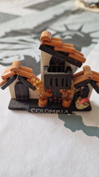 Artesa colombiana iman