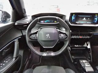 Peugeot e-2008 2022