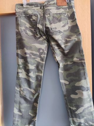 Jeans militar Zara