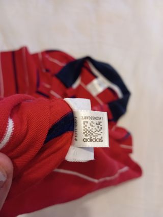 Polo rojo de hombre marca Adidas