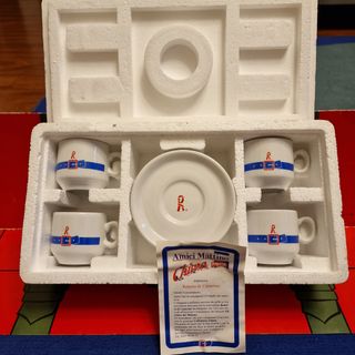 Set di 4 tazzine e 4 piattini "Roberta di Camerino