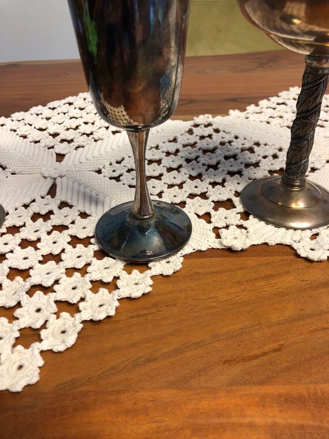 3 copas sueltas alpaca. La alta es Valero. Años 60