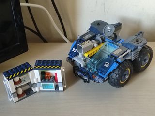 Lego Jurassic World 75940 usado