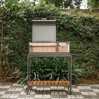 Barbacoa con techo Paraná