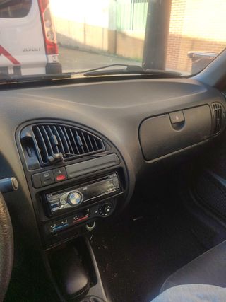 Citroen Saxo 2001