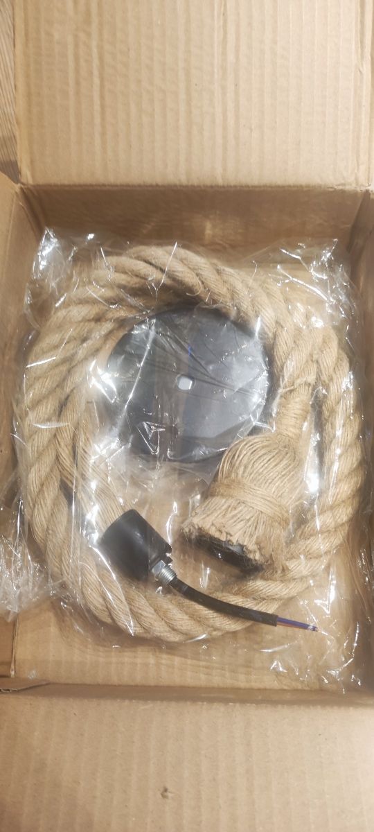 Lampada in corda a sospensione