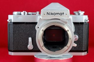 Cámara Nikomat FTN con Nikkor 50mm f:2.0