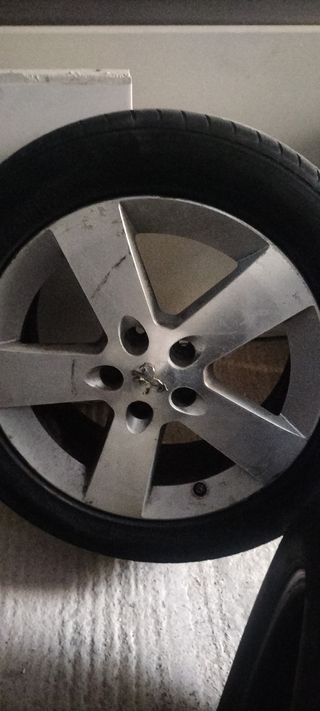 llantas  Peugeot 407