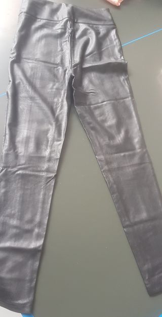 Pantalon Stradivarius polipiel