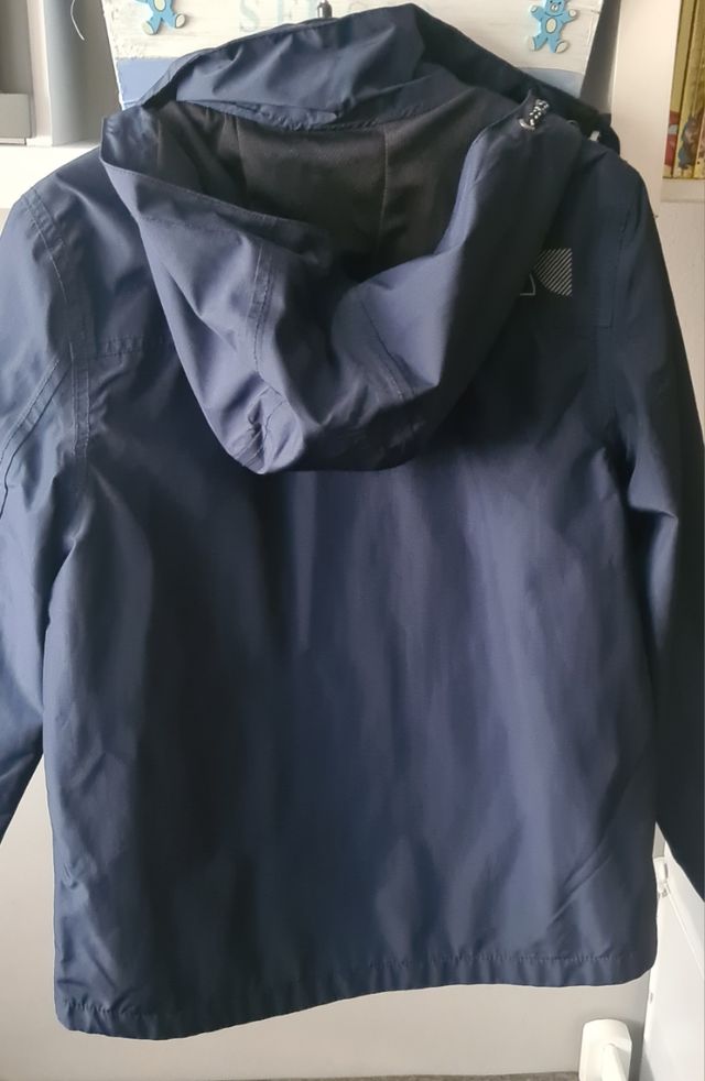 Chubasquero niño. Talla 140cm