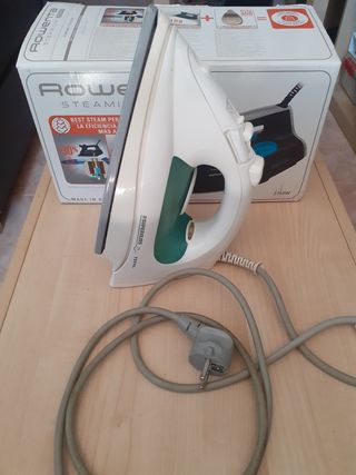 Plancha vapor ropa Rowenta 2750w 210g