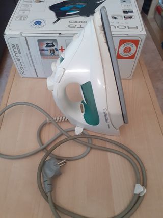 Plancha vapor ropa Rowenta 2750w 210g