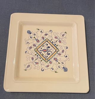 Piatto maiolica Grifo Deruta