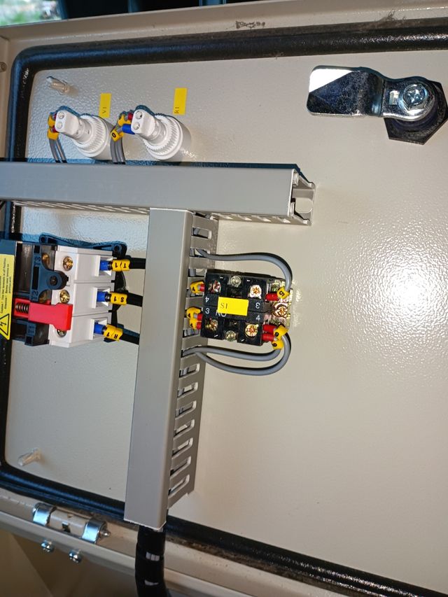 Pannello elettrico per pompe acqua