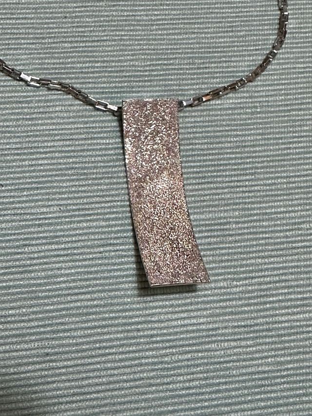 Collana in argento con ciondolo