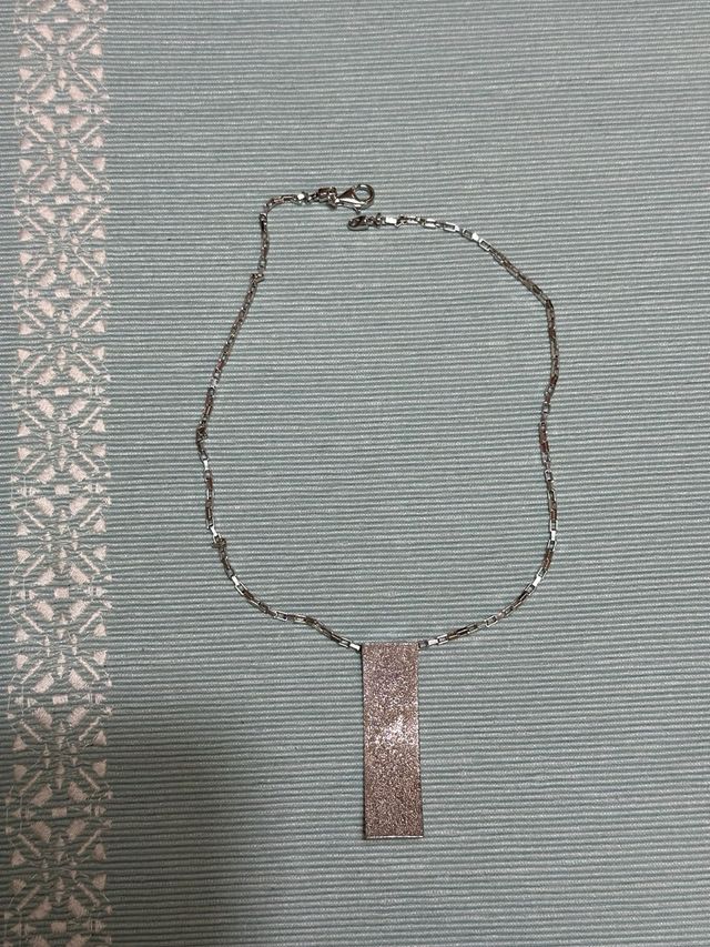 Collana in argento con ciondolo