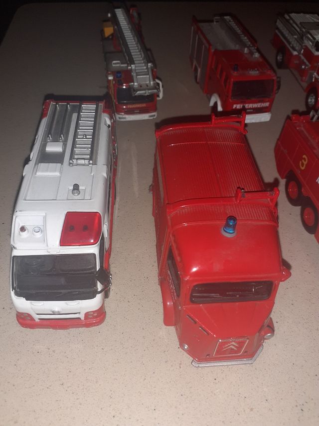 7 Camiones bomberos metal