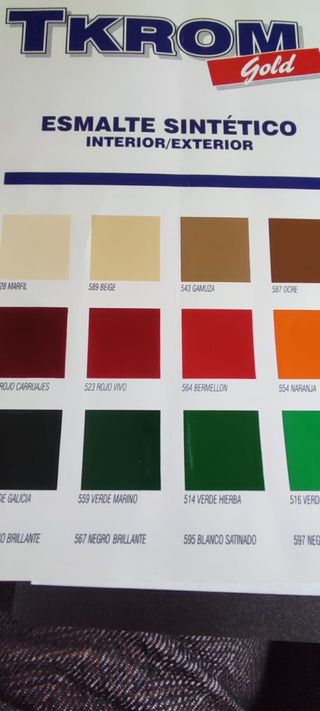 Esmalte varios colores