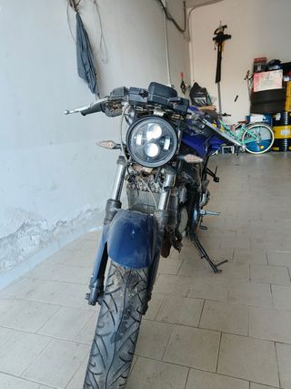 Yamaha TZR 50cc (La Moto si trova in Italia)