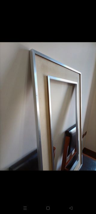 Cornice da parete 