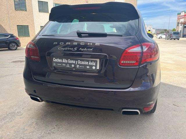Porsche Cayenne 2012