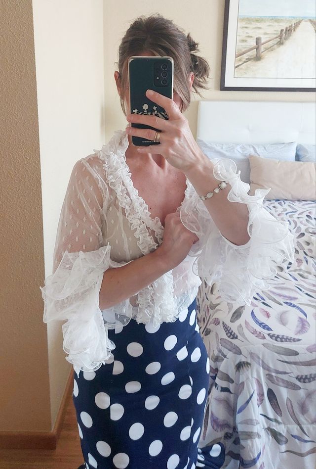Blusa flamenca de encaje