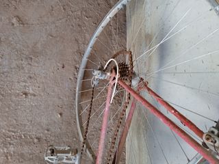 Bicicletas antiguas de carrera para restaurar 