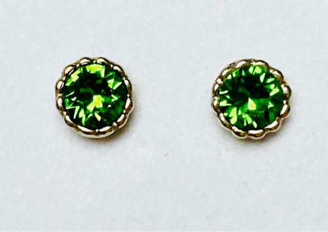 Pendientes estilo Swarovski verde y plata ley 925
