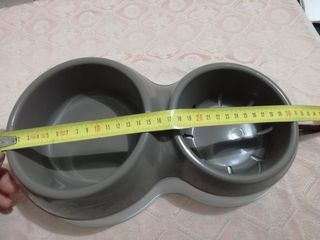 Ciotola doppia per cani e gatti