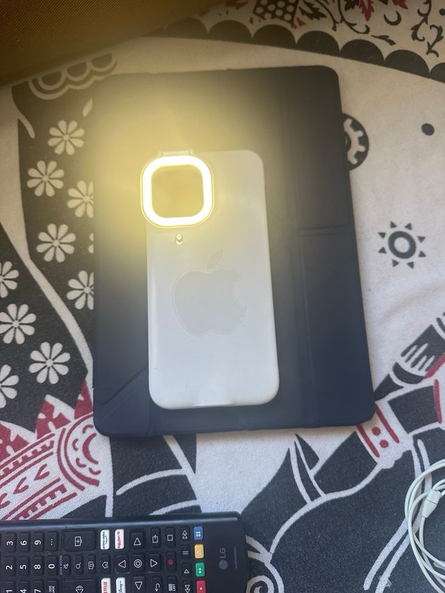 funda con luz iphone 12 pro max 