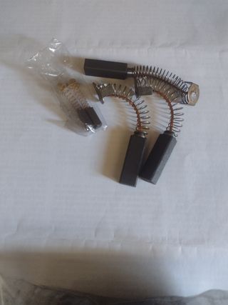 Accessori e parti per macchine da cucire