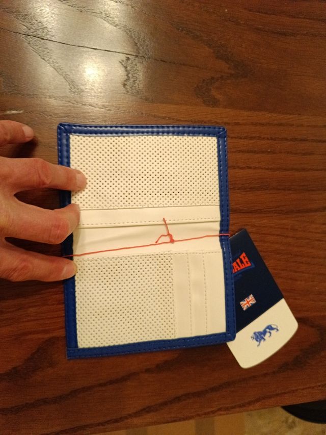 Portafoglio portatessere 