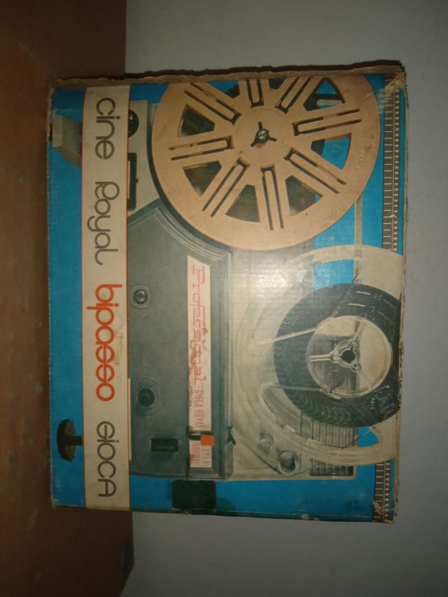 PROYECTOR ROYAL GIOCA SUPER 8