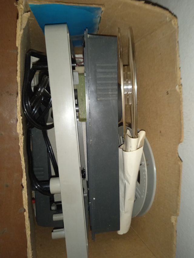 PROYECTOR ROYAL GIOCA SUPER 8