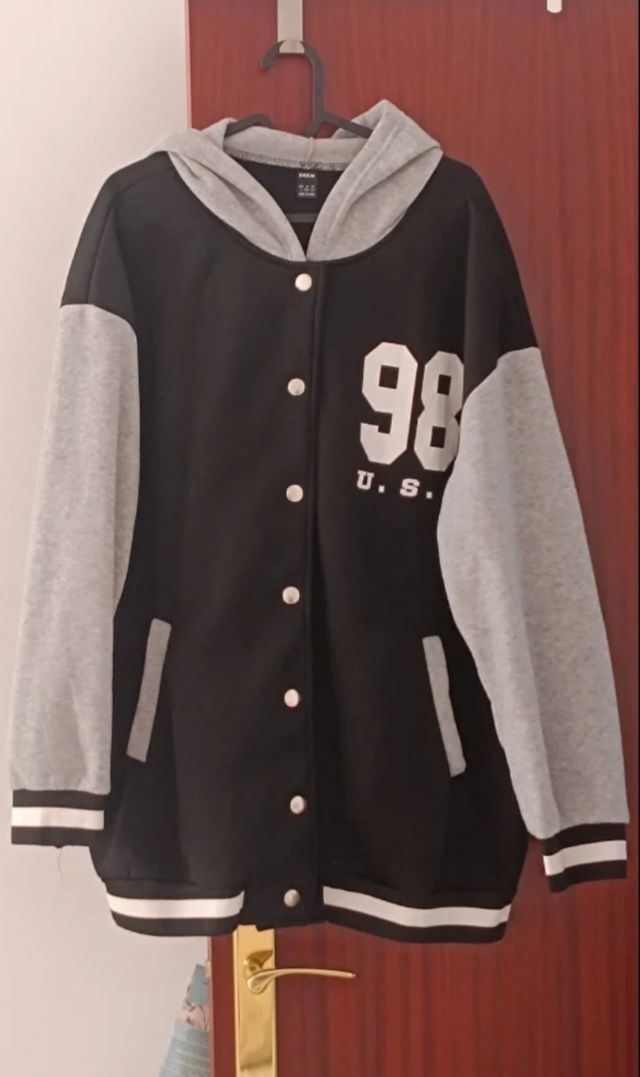 Chaqueta sudadera