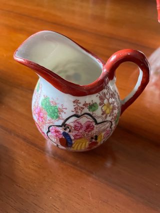 Porcellana giapponese a guscio d’uovo Vin