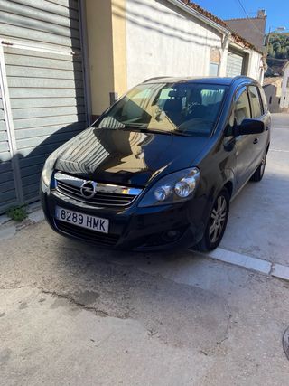 Opel Zafira 2013
