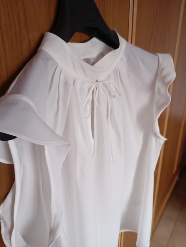 Camicia con maniche con ruches