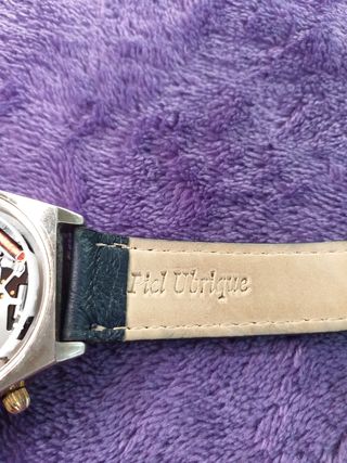 RELOJ UDV