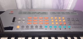 teclado grande vintage
