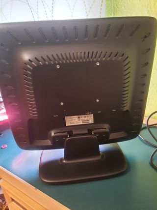 Pantalla plana monitor ordenador 17 pulgadas