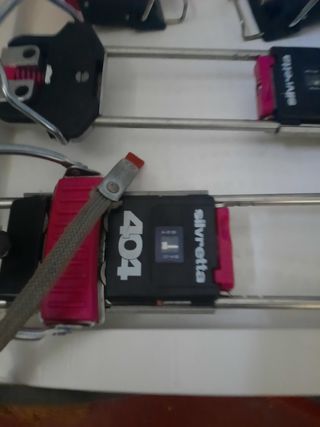 Fijaciones de esqui de travesia.